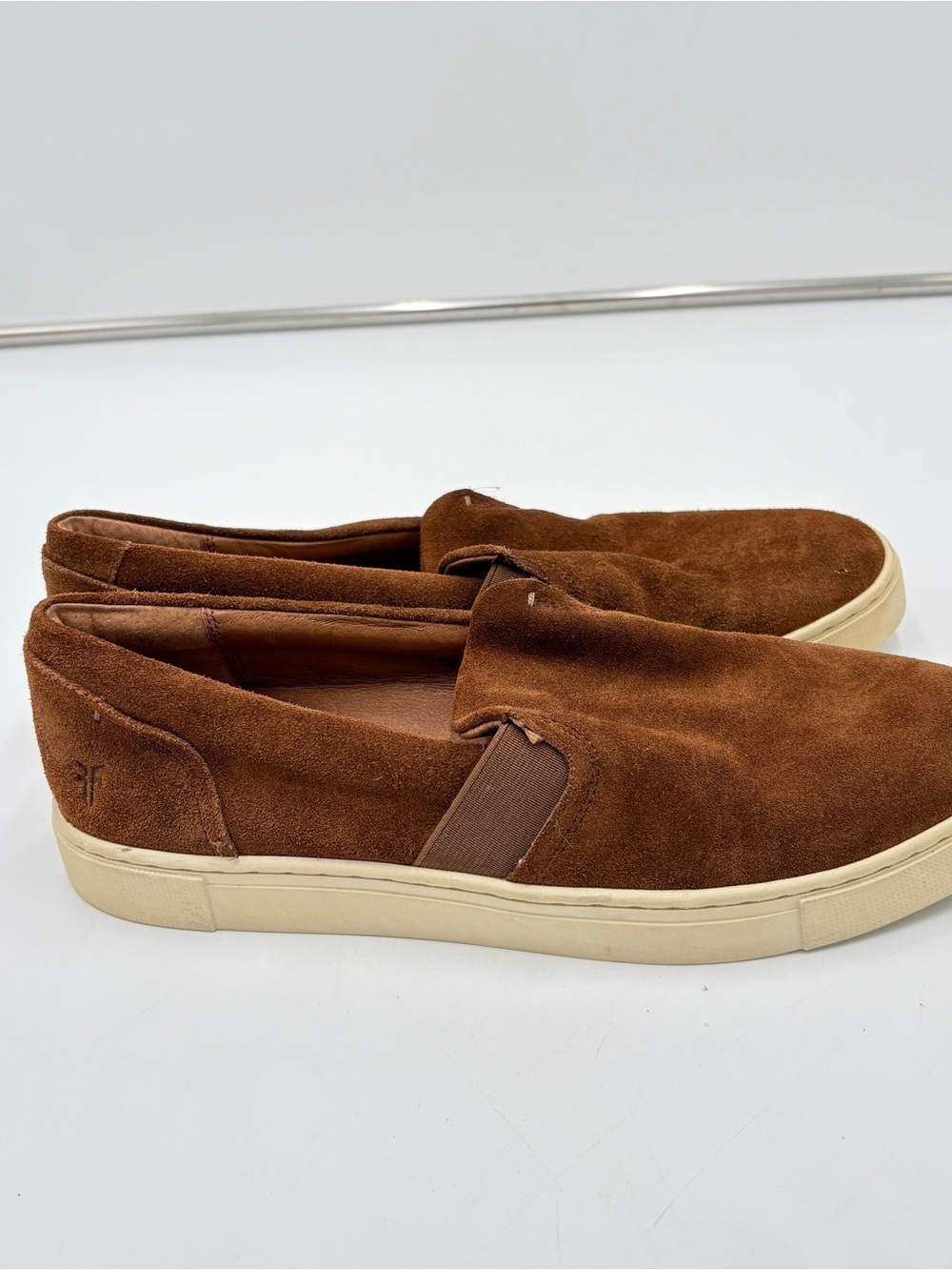 Frye Ivy Brown Suede Slip On Sneaker Shoes Fall Comfort Walking Women’s Size 9.5